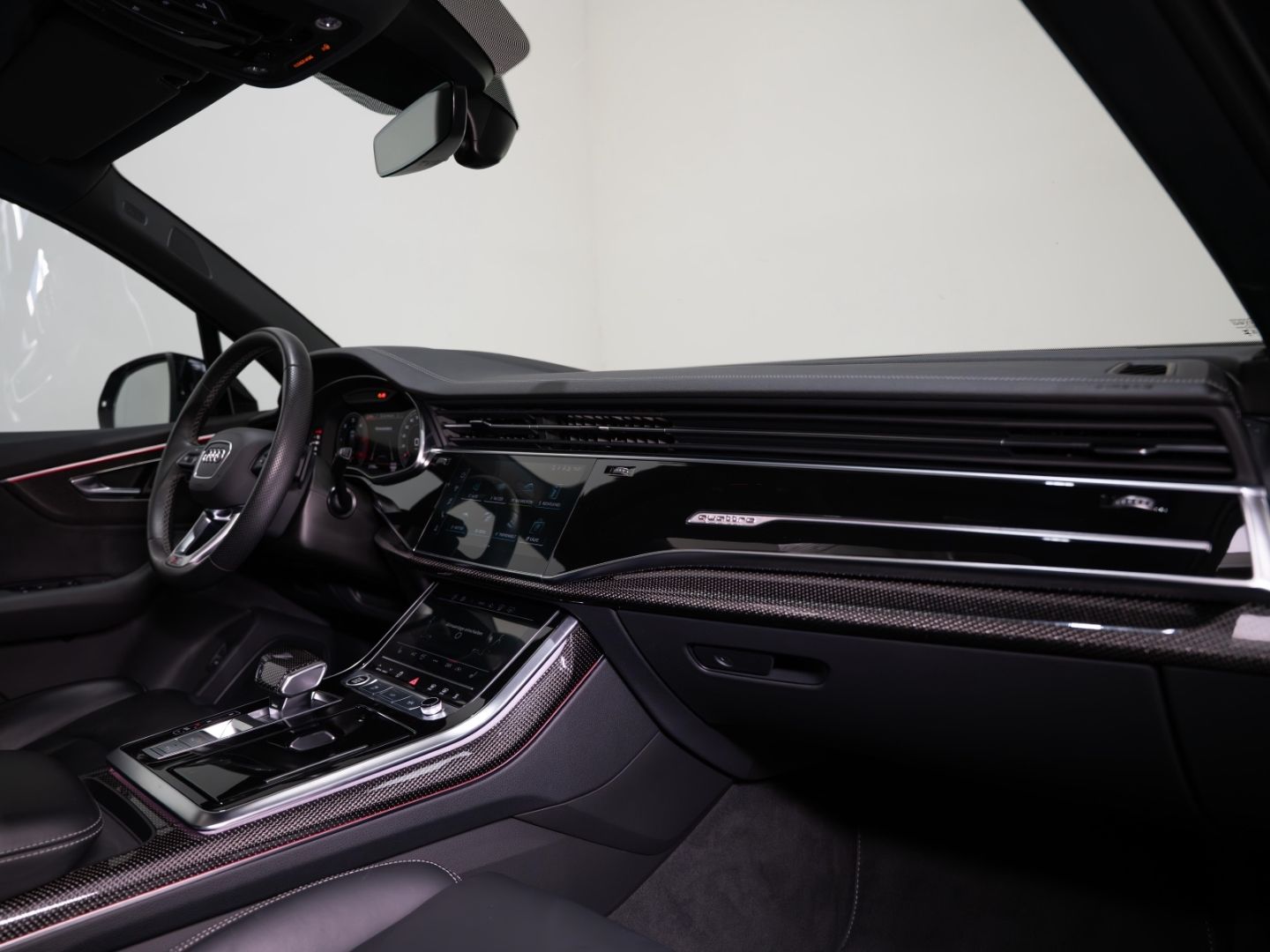 Audi RSQ8 4.0 TFSI QU DESIGN*KERAMIK*DYNAMIK*BLACK*HU