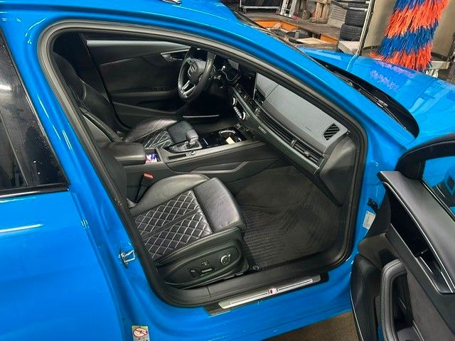 Audi A4 Avant 50 TDI quattro S line AHK Stdhzg Leder