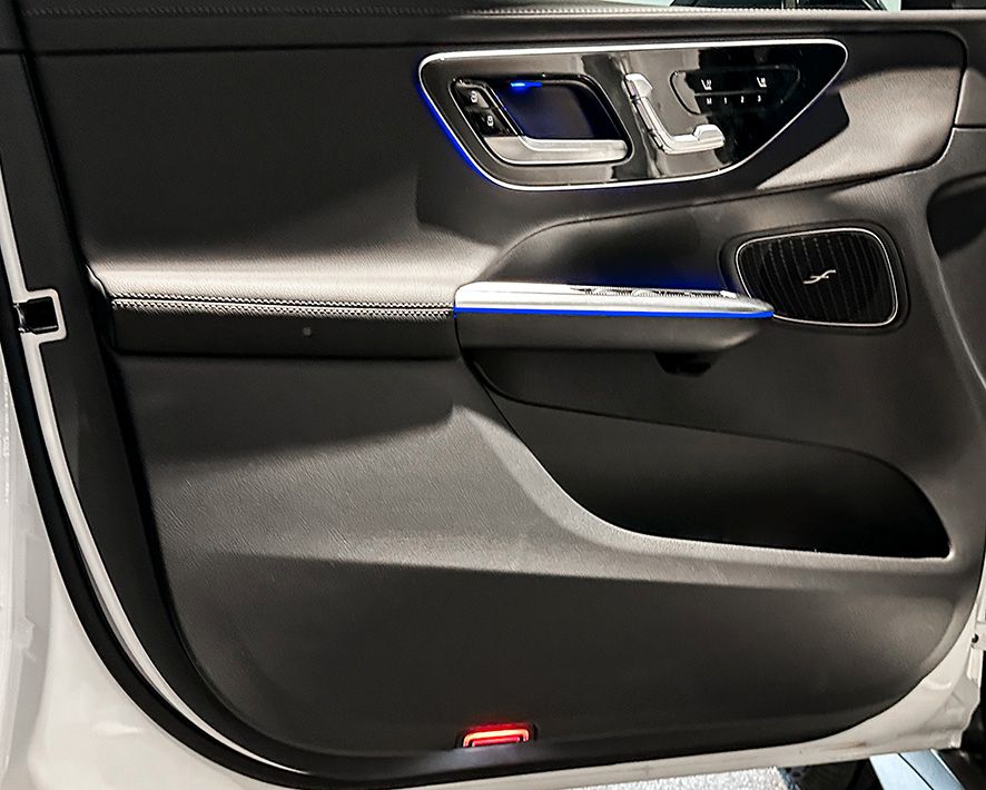 Mercedes-Benz GLC 300 de 4M AMGLiADPl+DigiL+Pano+AHK+Distronic