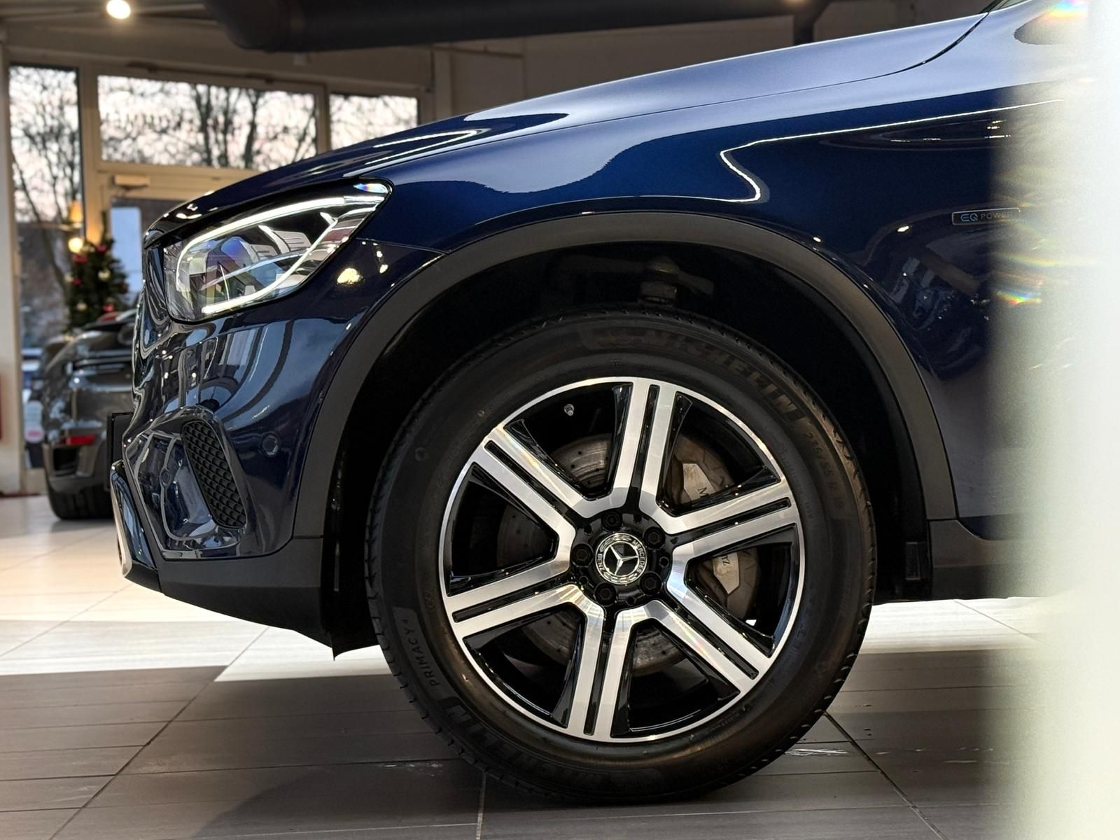 Mercedes-Benz GLC 300 e 4Matic*Panorama*360°*AHK*KeylessGO