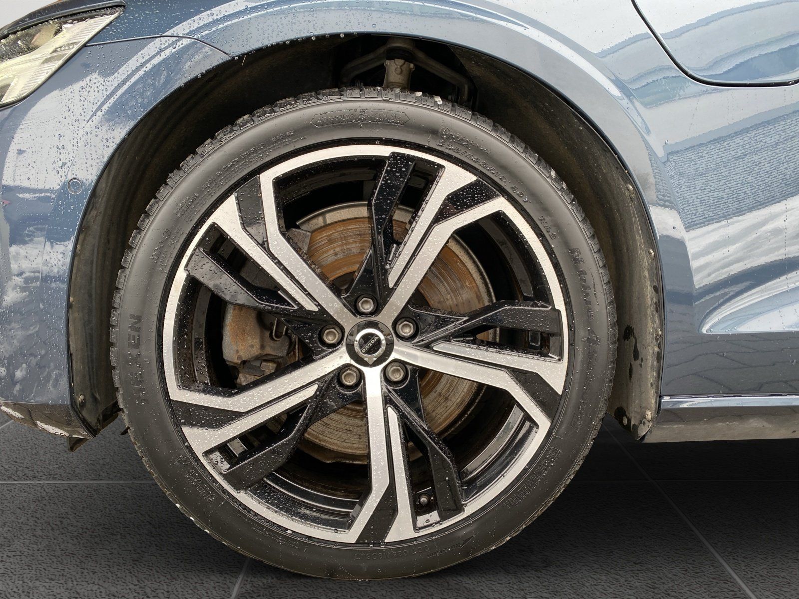 Volvo V60 Kombi T8 Twin Engine AWD*AHK*4xSHZ*WiPa*