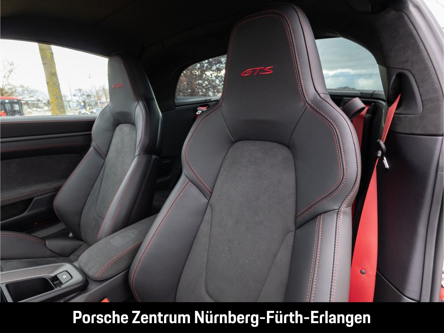 Porsche 992 911 Targa 4 GTS InnoDrive Matrix 18-Wege Sur