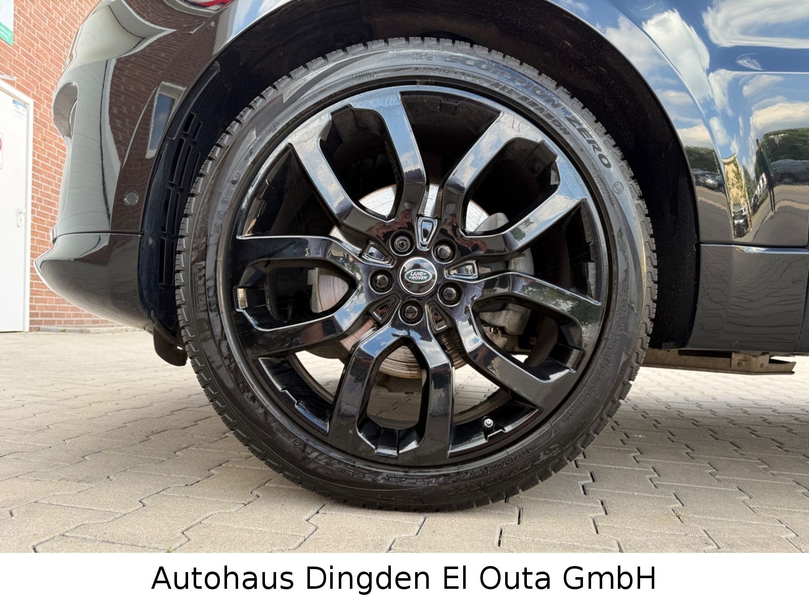 Range Rover Sport HSE 3.0 SDV6 Dynamic - Samsaru's Car Outlet