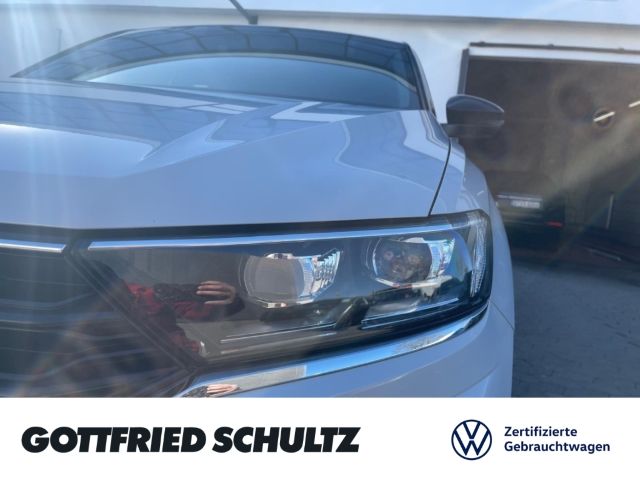 Volkswagen T-Roc 1.5 TSI DSG Sport - Samsaru's Car Outlet