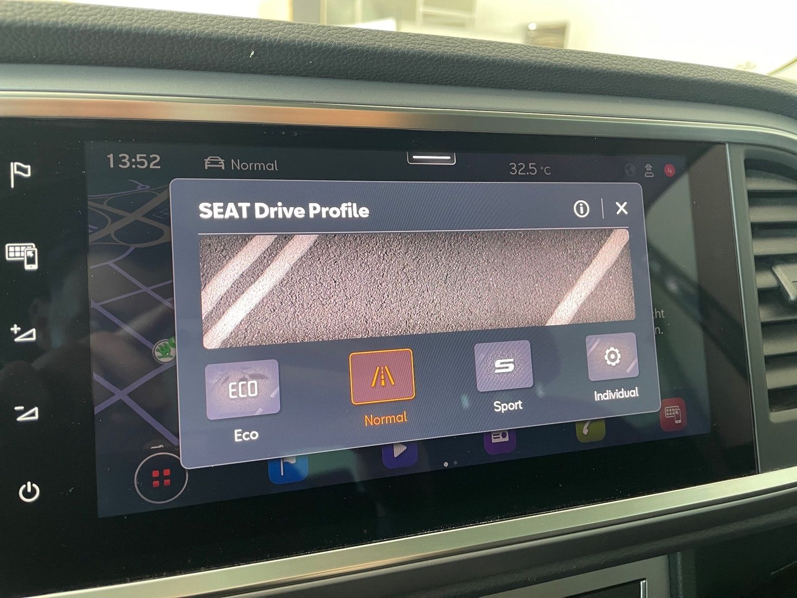 Seat Ateca 2.0 TDI FR LED/NAVI/AHK/STAHZG/KAM/KESSY
