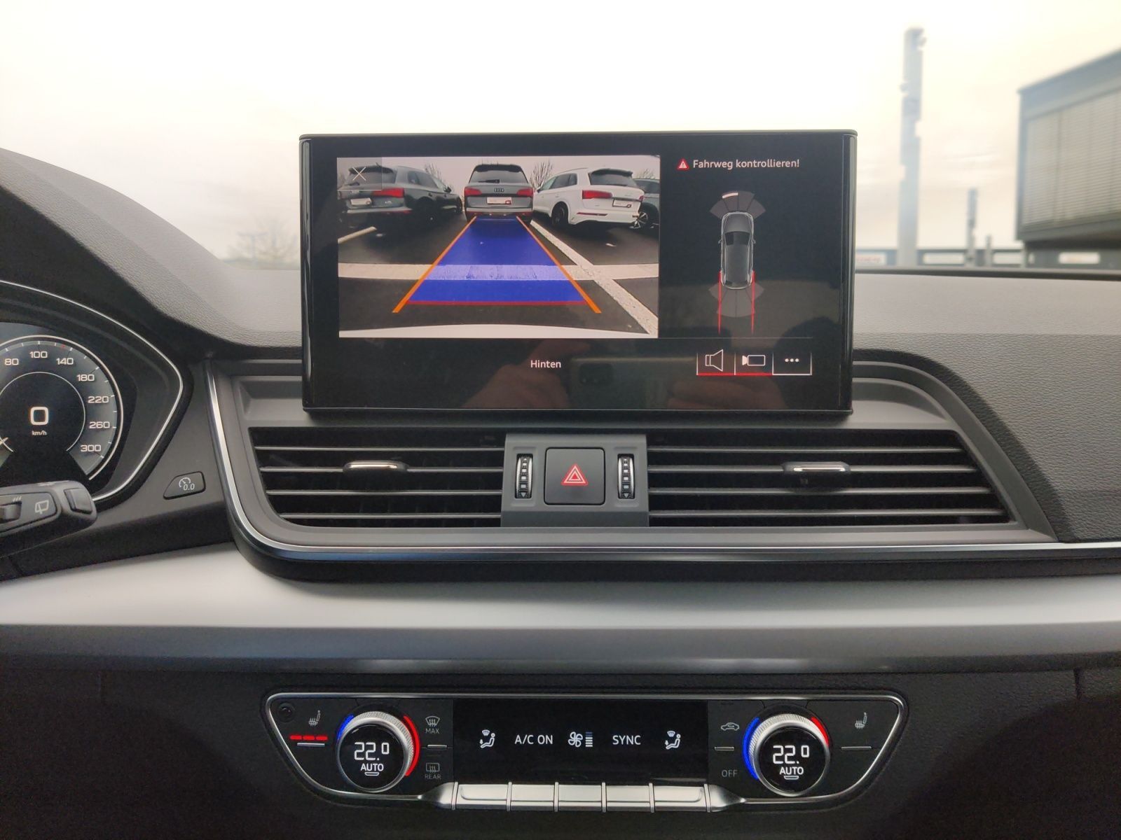 Audi Q5 55 TFSI e q. S-Tronic S-Line - Samsaru's Car Outlet