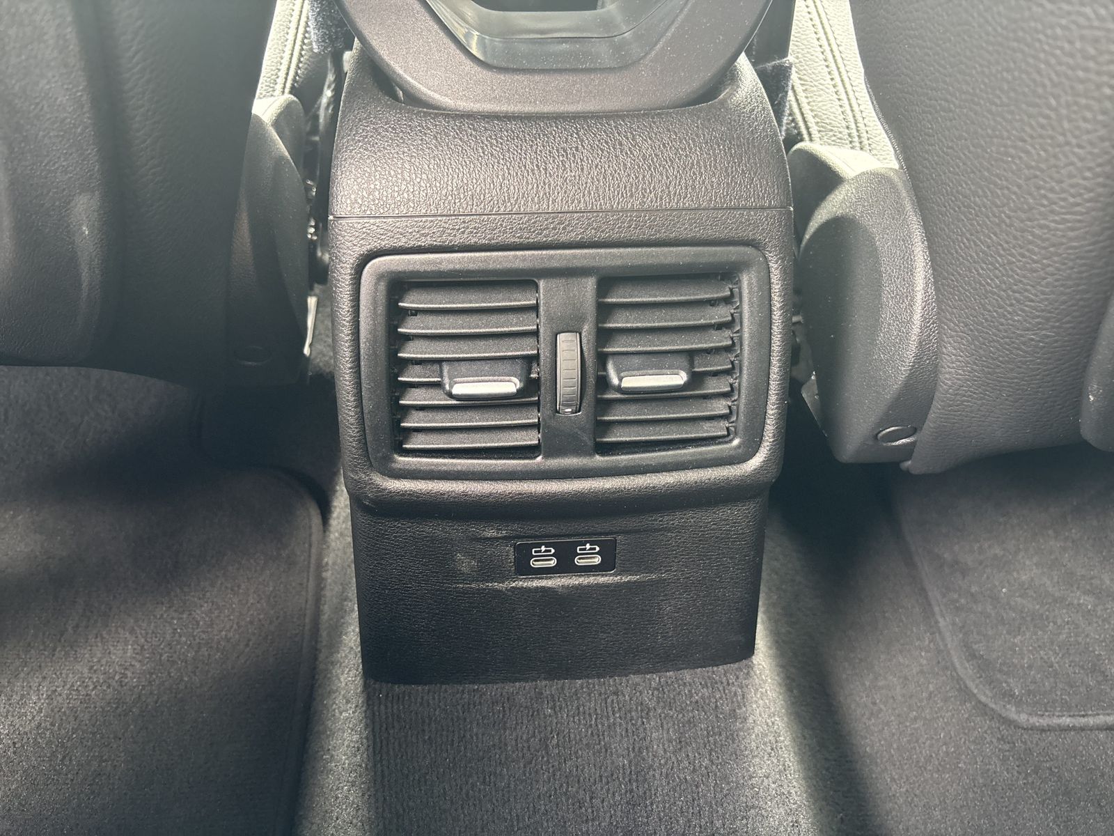 BMW X1 xDrive25e Advantage - Samsaru's Car Outlet