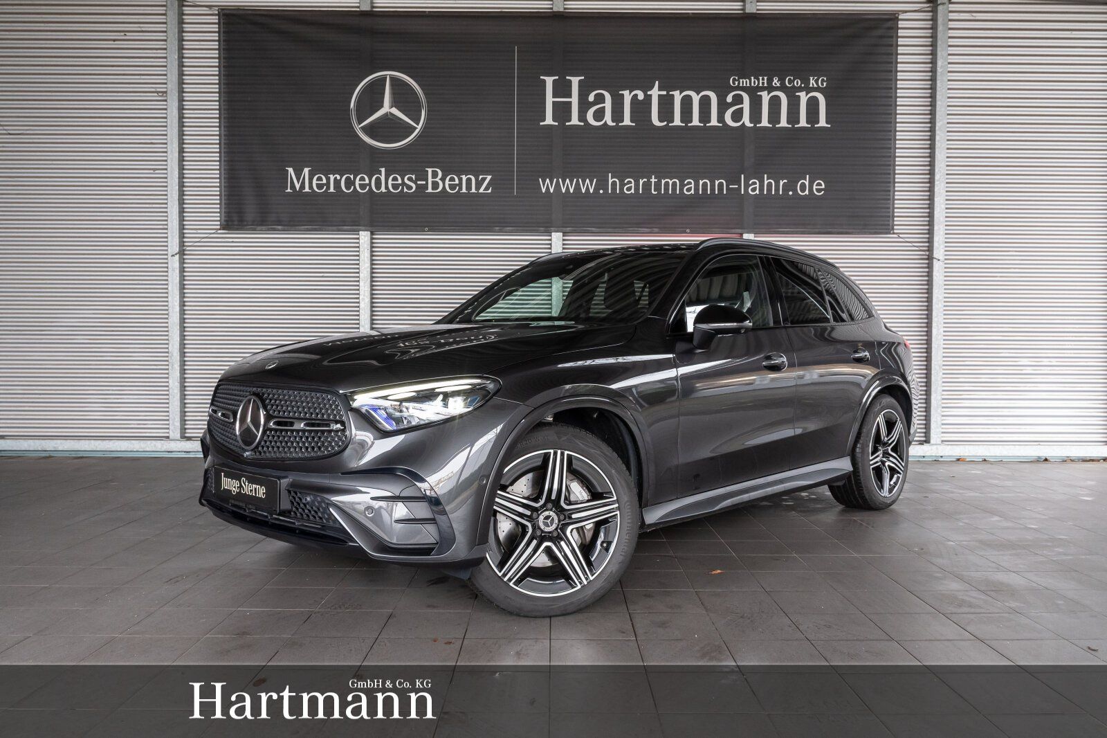 Mercedes-Benz GLC 200 4M AMG Leder Panorama Fahrassistenz KeyG