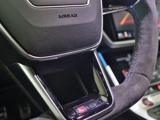 Audi RS 6 Avant Performance 4.0 TFSI PANO+HEAD-U