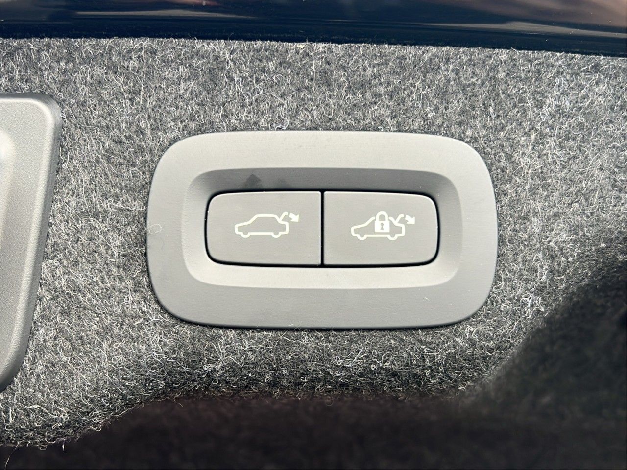 Volvo S90 T8 Ultimate Dark Plug-In Hybrid/Four-C/360K