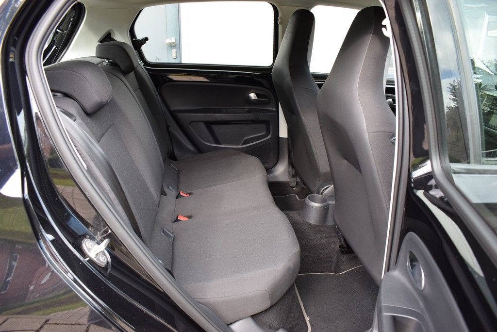 Volkswagen e-up! Move - Samsaru's Car Outlet