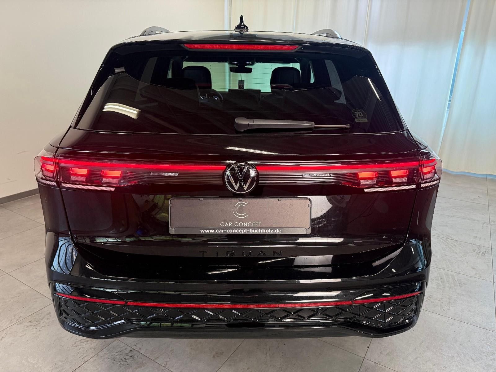 Volkswagen Tiguan 2.0 TDI 4M R-Line PANO LEDER HEAD UP 360°