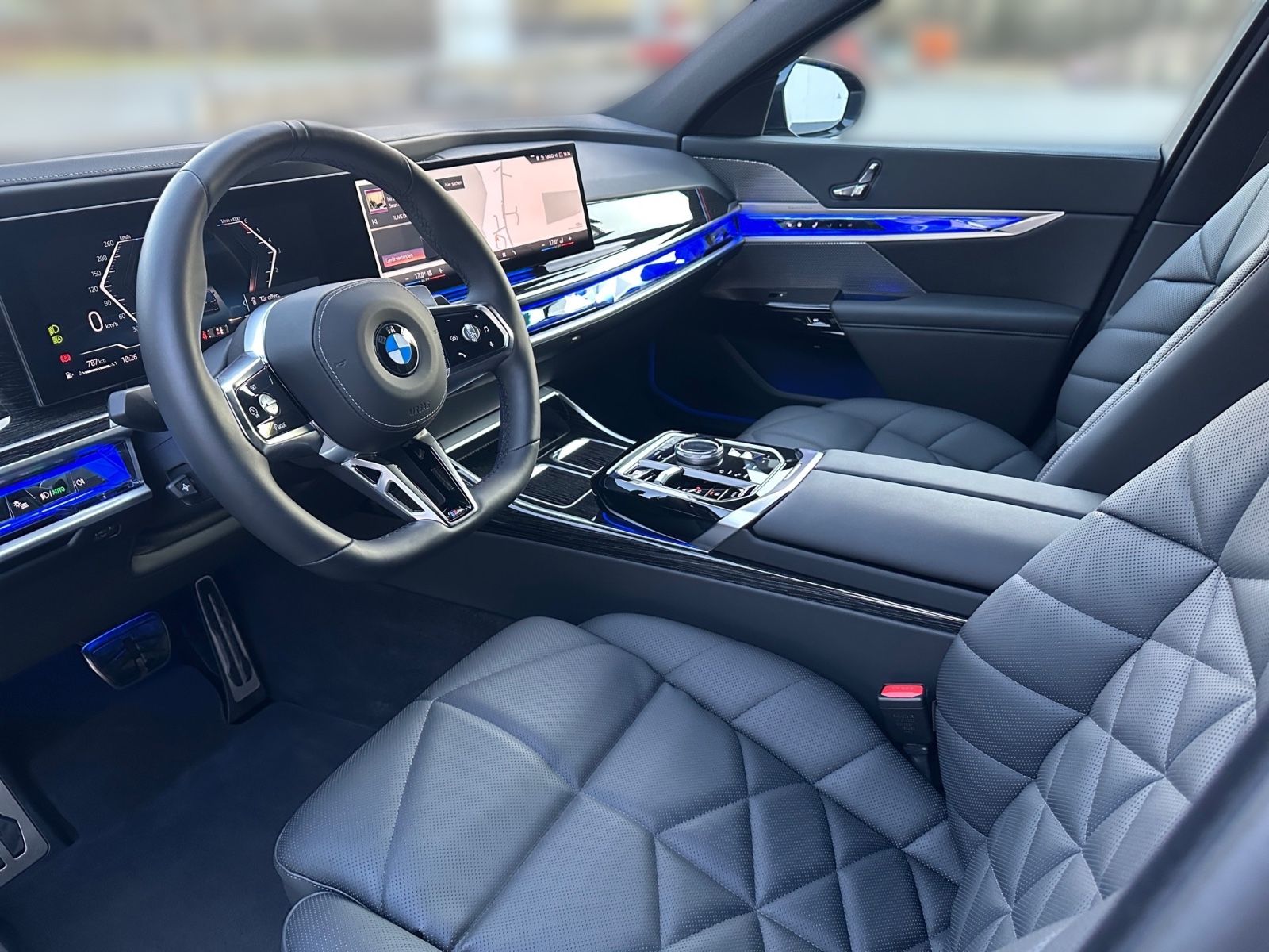 BMW 740 d xDrive M Sport  Fond Entertainment,TV