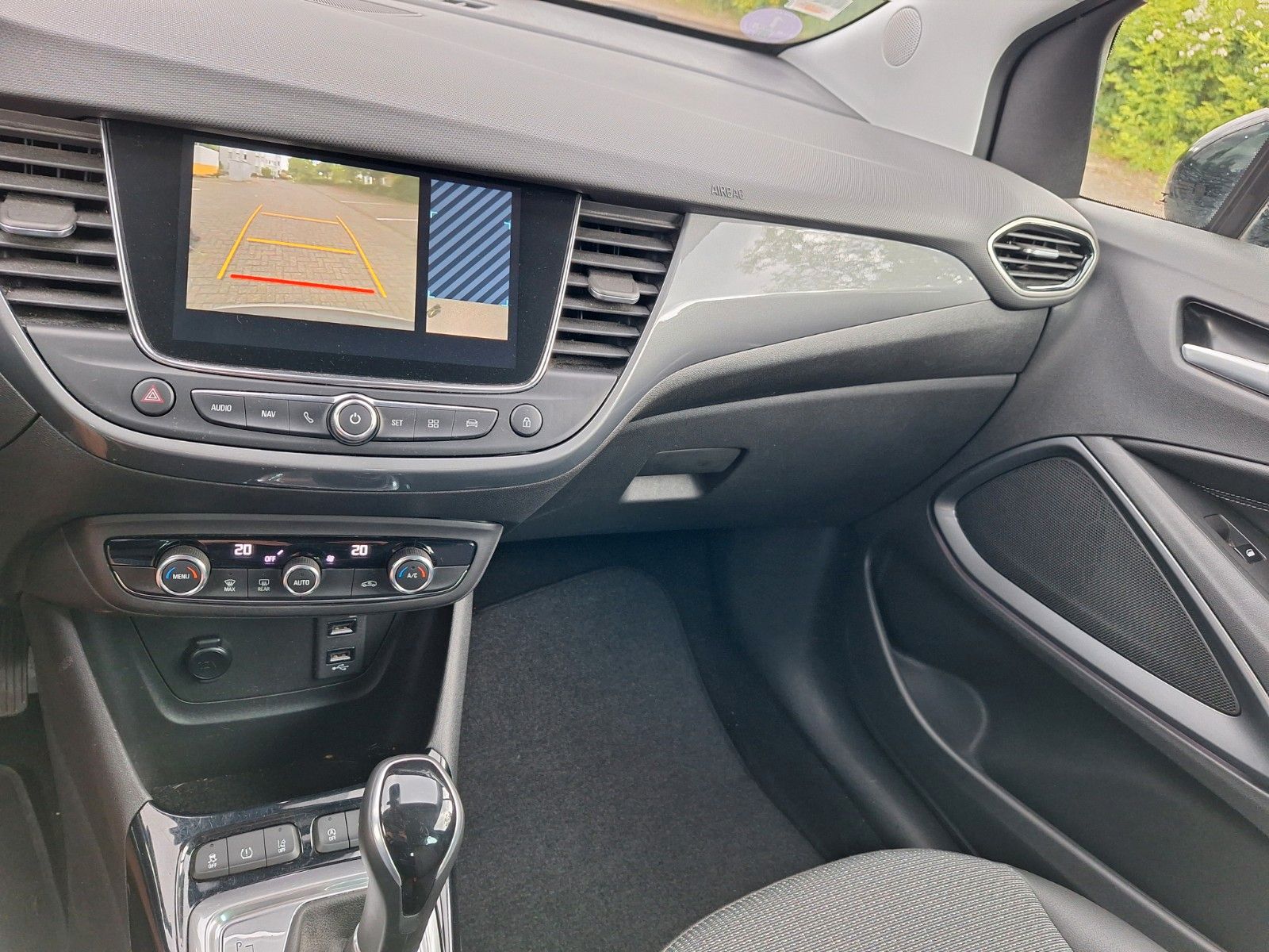 Opel Crossland (X) 1.2 Elegance - Samsaru's Car Outlet