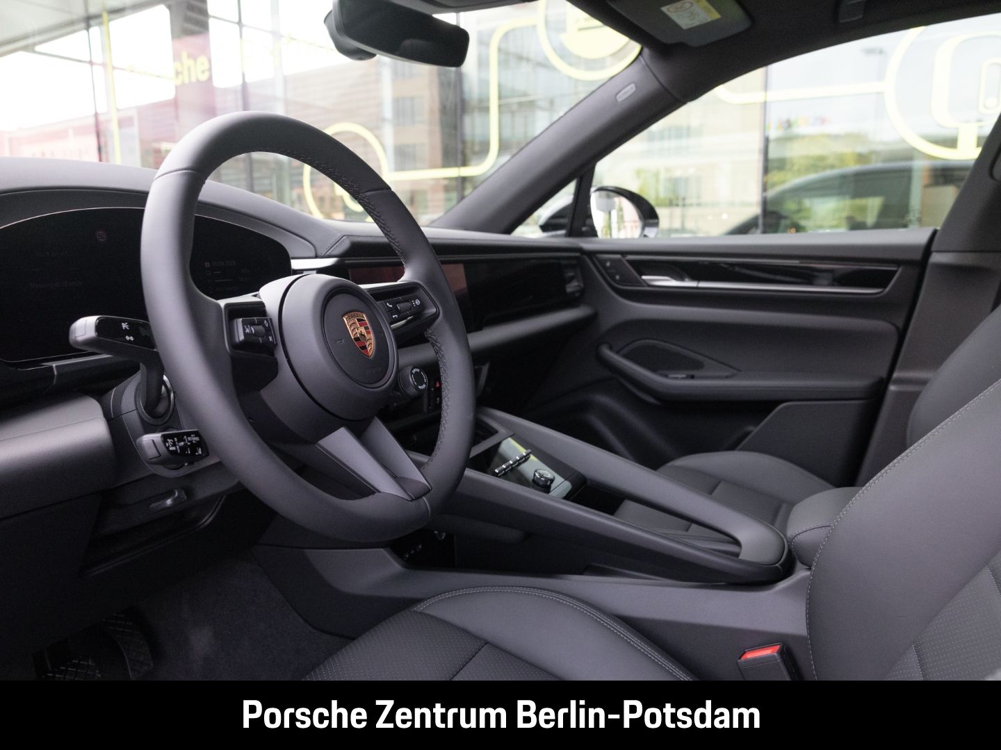 Porsche Macan - Samsaru's Car Outlet