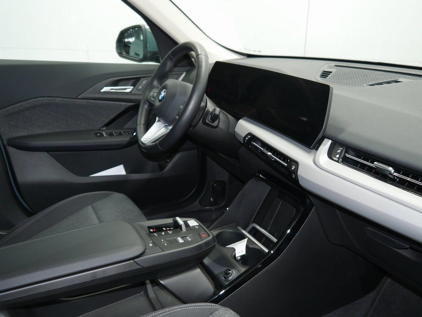 BMW X1 xDrive20d - Samsaru's Car Outlet