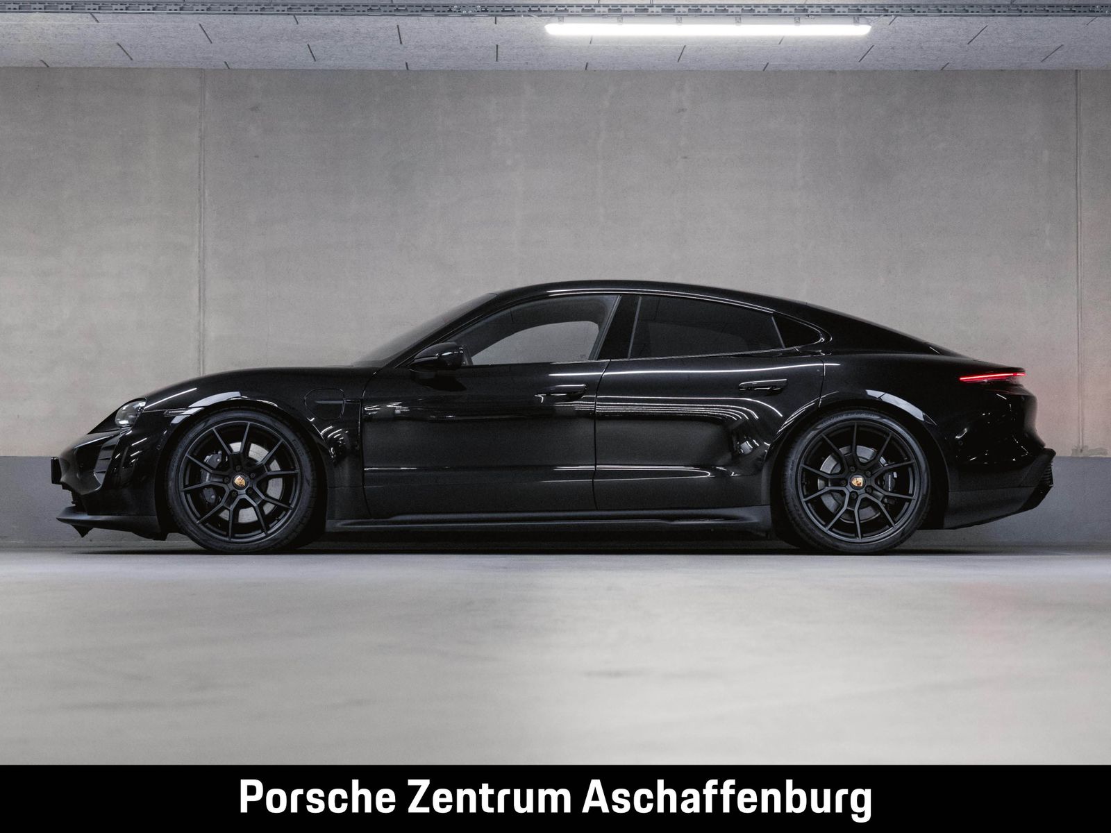 Porsche Taycan GTS InnoDrive BOSE Hinterachslenkung