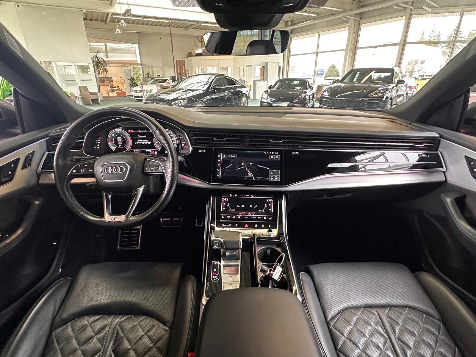 Audi Q8 50 TDI quattro S LINE AHK STANDHZ PANO Allrad