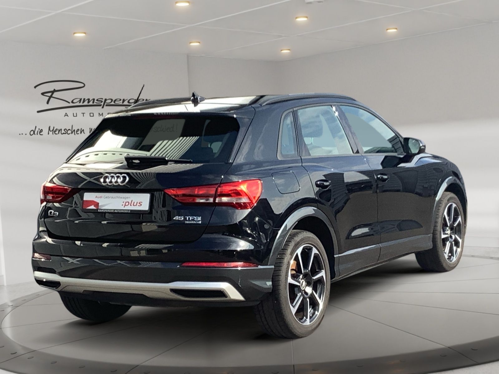 Audi Q3 advanced 45 TFSI quat. - Samsaru's Car Outlet