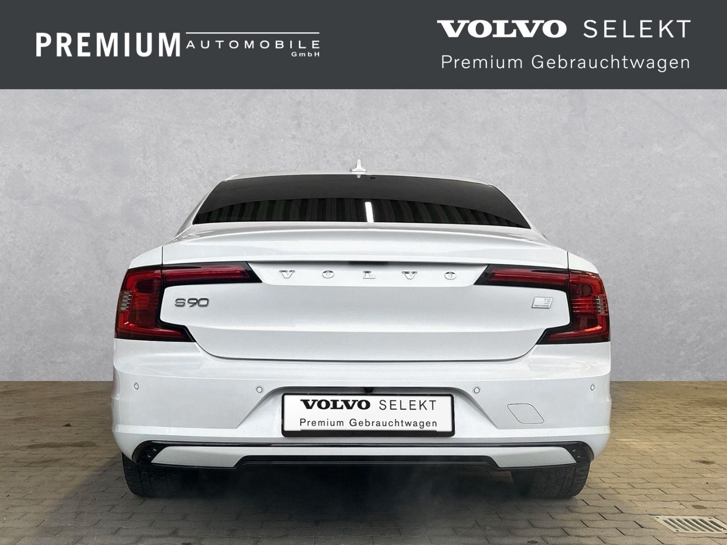 Volvo S90 Recharge T8 AWD Plus Dark 360°/AHK/Luftf./20