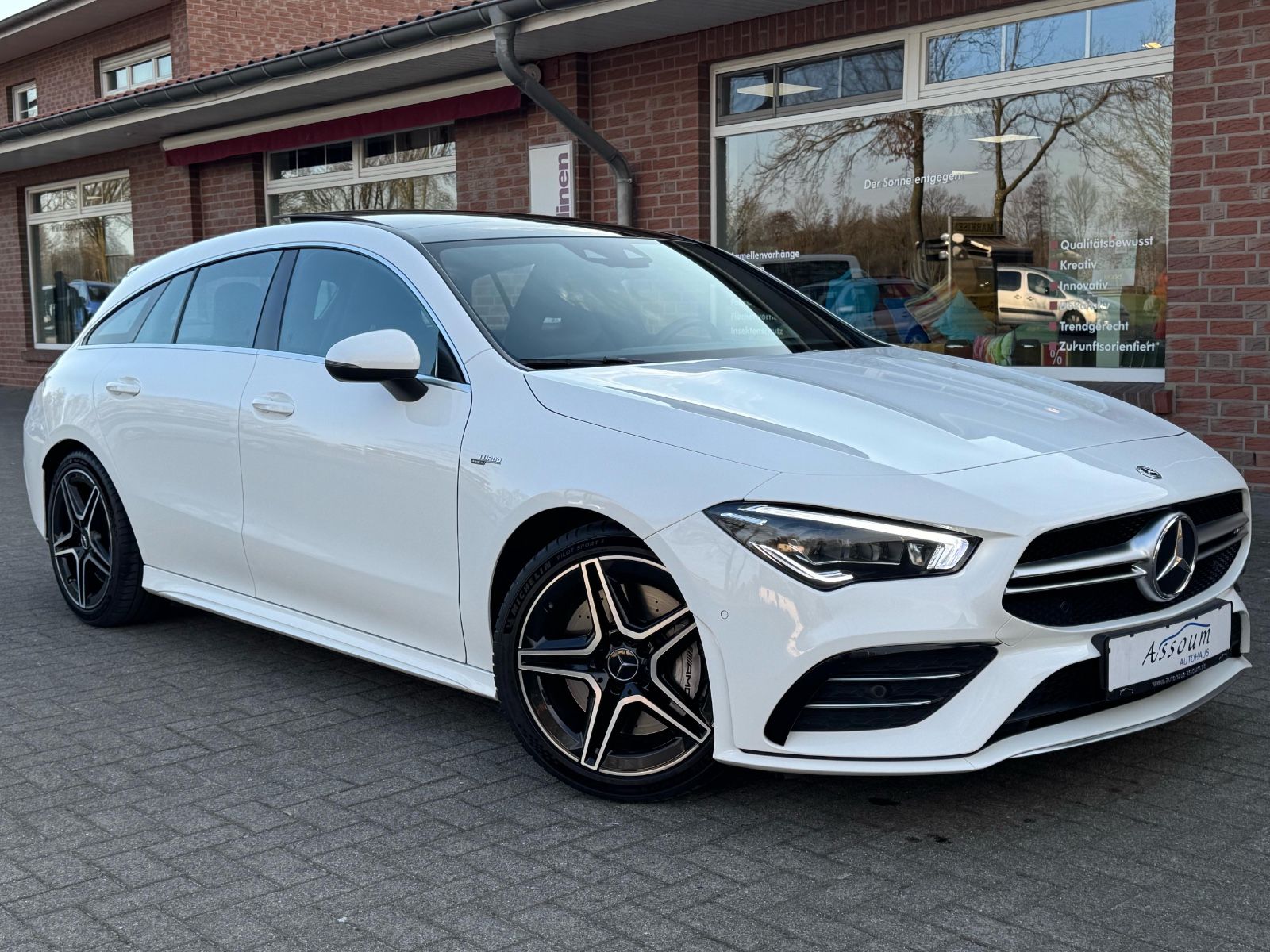 Mercedes-Benz CLA 35 AMG 4M - Samsaru's Car Outlet