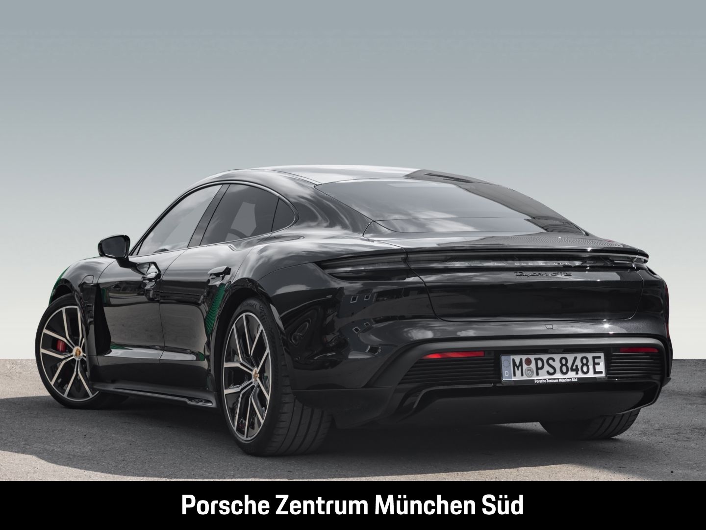 Porsche Taycan GTS LED-Matrix Panorama Surround-View
