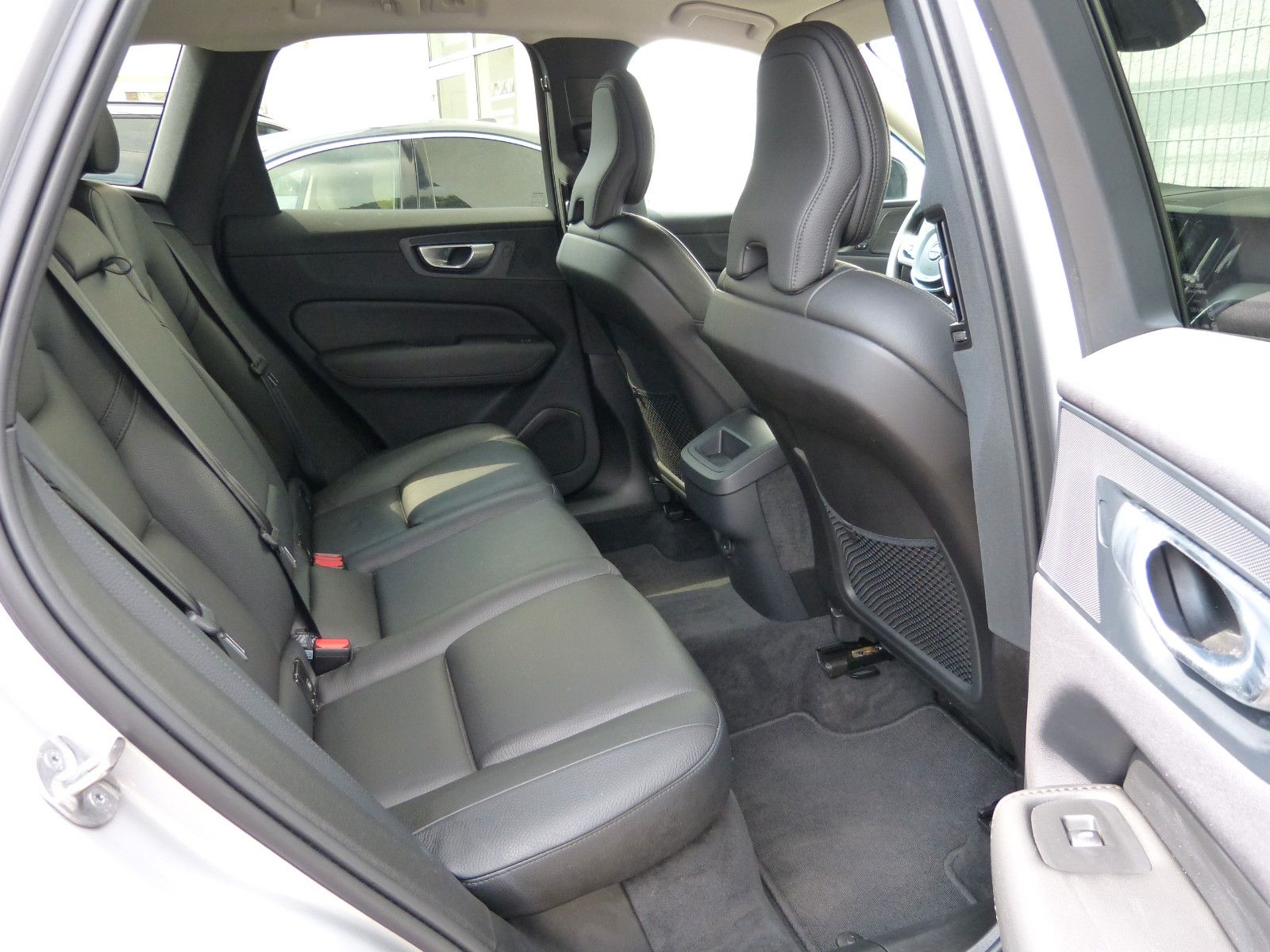 Volvo XC60 B4 Plus Dark Auto ACC*360°
