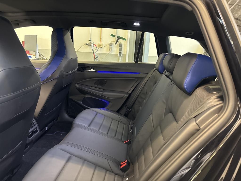 Volkswagen GOLF R VARIANT PERFORMANCE/ACC/HuD/PANO/BELÜFT