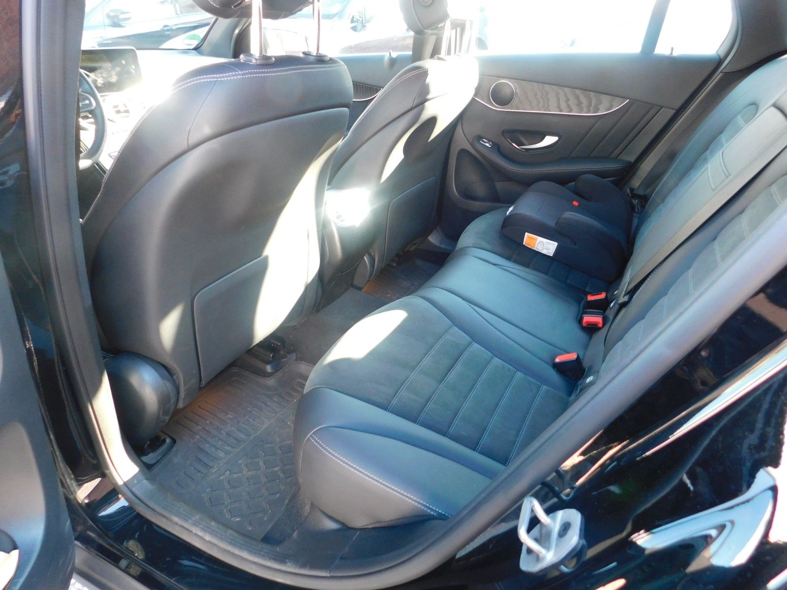 Mercedes-Benz GLC 220 d 4Matic AMG - Samsaru's Car Outlet