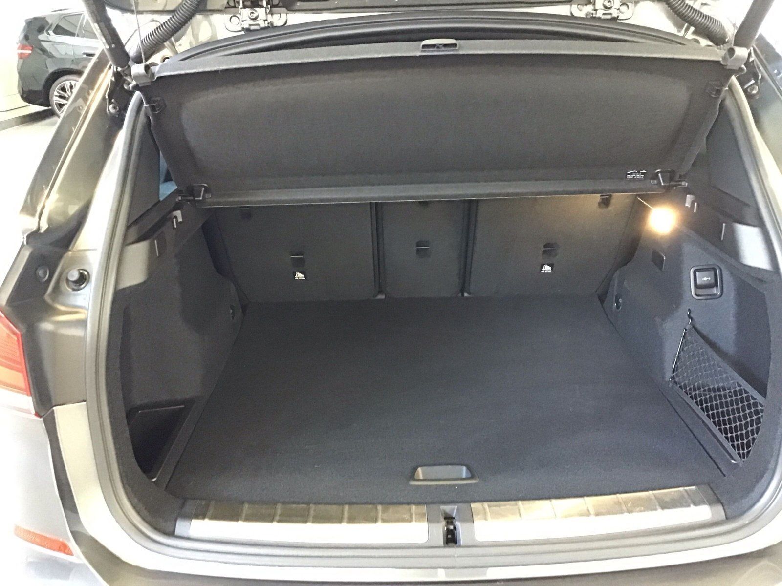 BMW X1 xDrive25e M Sport - Samsaru's Car Outlet