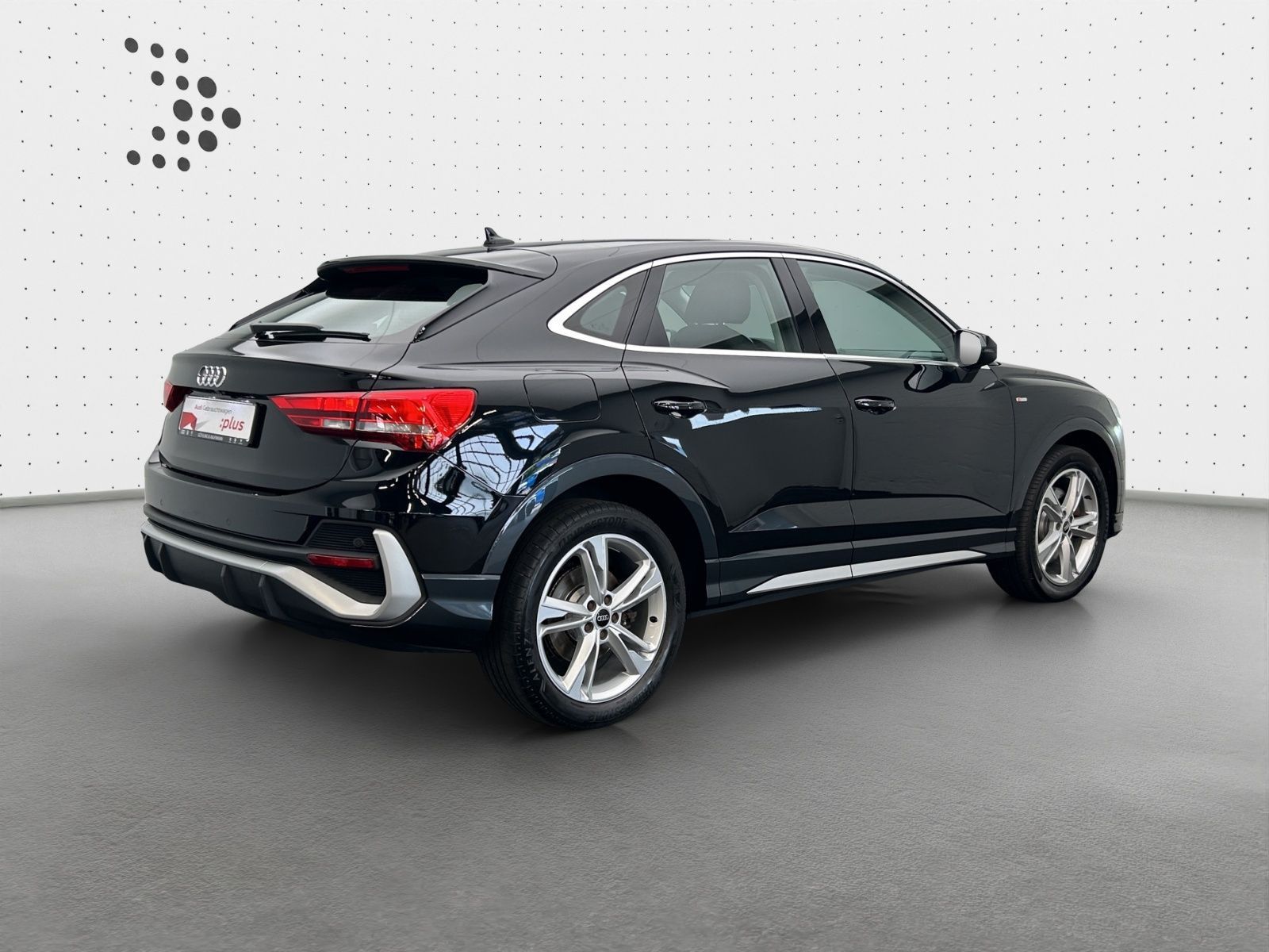 Audi Q3 Sportback 40 TDI qu S line - Samsaru's Car Outlet