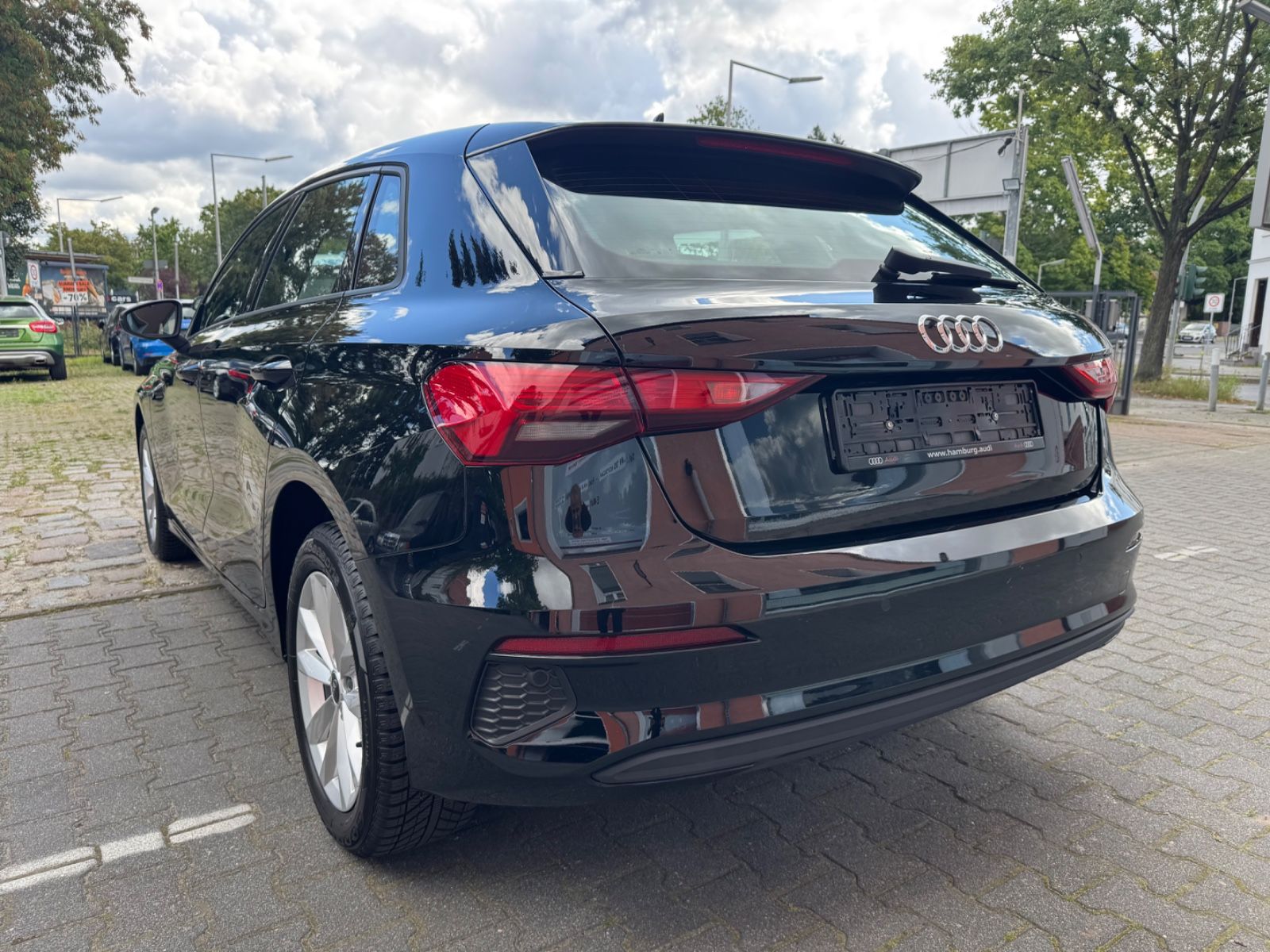 Audi A3 Sportback 30 TDI S tronic Basis*VIRTUAL *LED