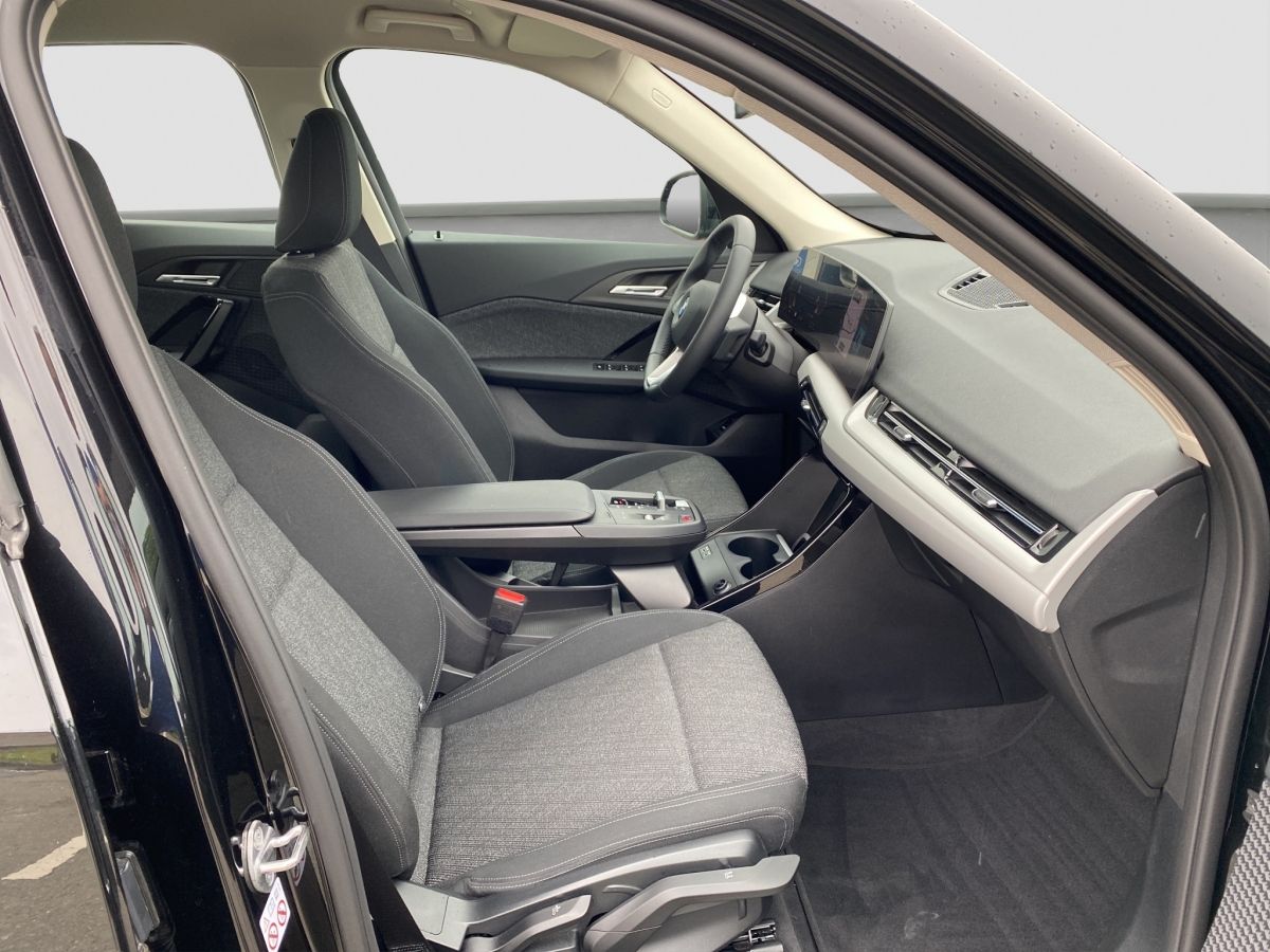 BMW X1 xDrive23i SpurAss - Samsaru's Car Outlet