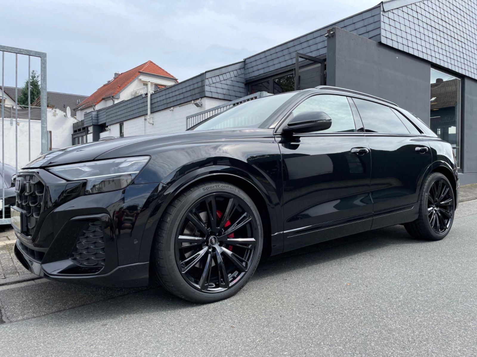 Audi Q8 50 TDI SLine - Samsaru's Car Outlet