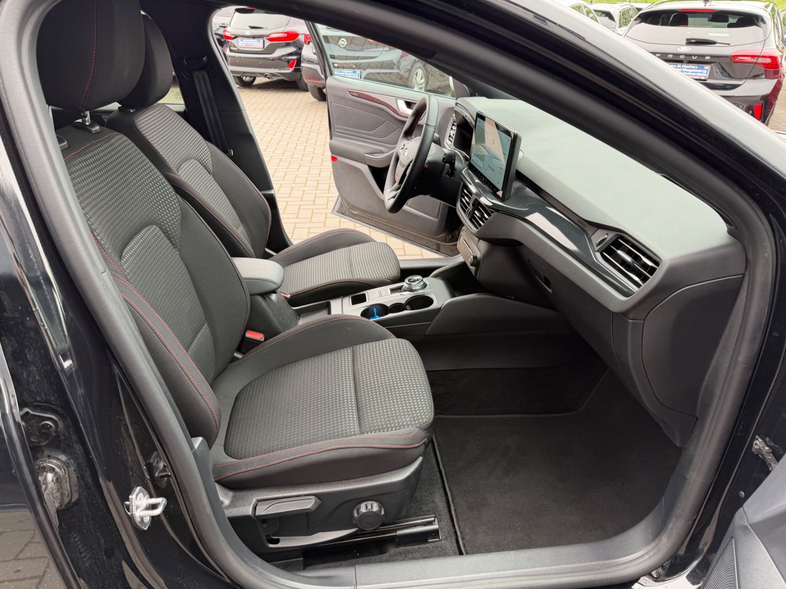 Ford Focus Turnier 1.5TDCI ST-Line AUTOMATIK*ACC*NAVI
