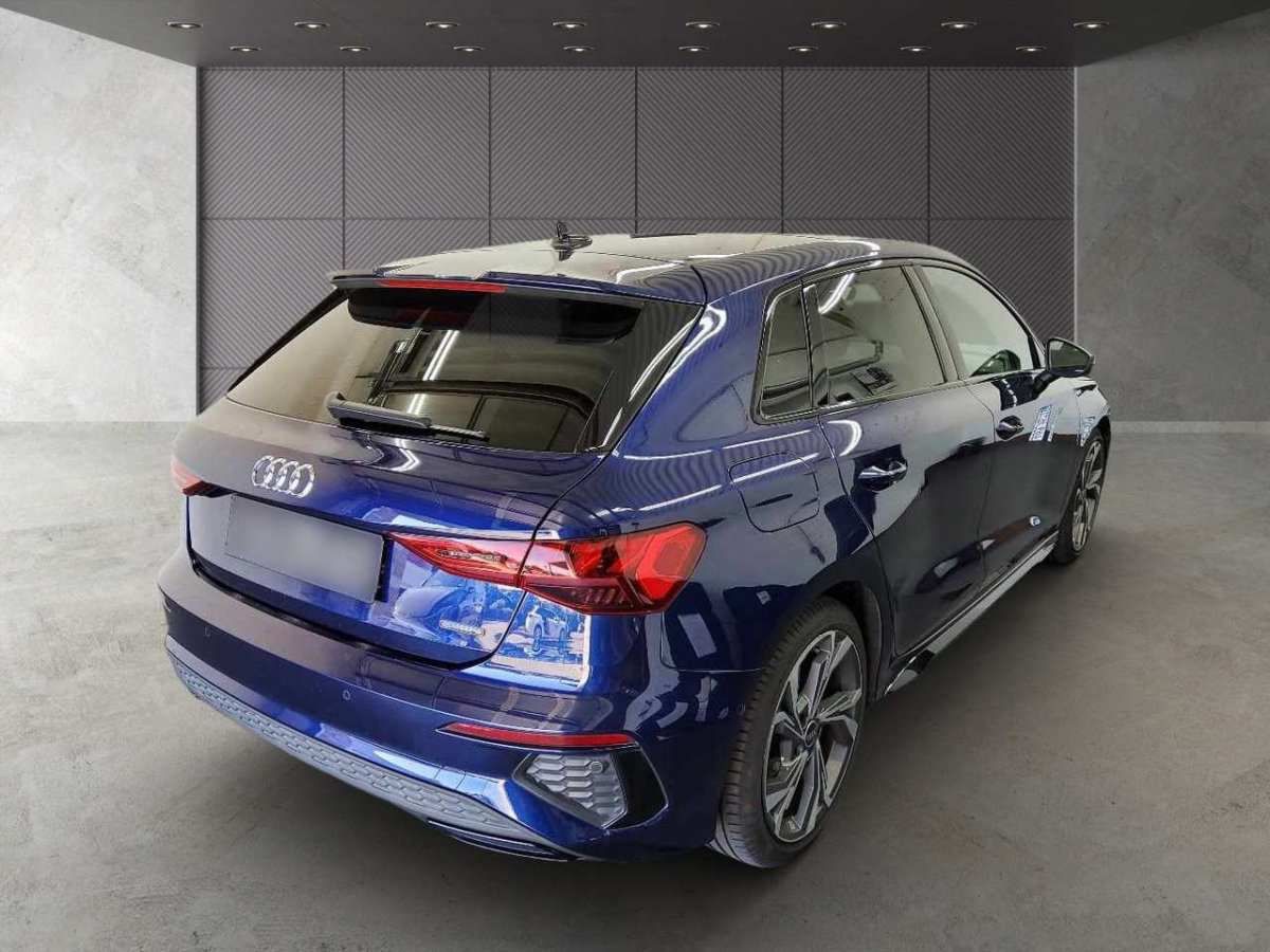 Audi A3 Sportback 40 TFSI quattro S-Line LED/PANO/ACC