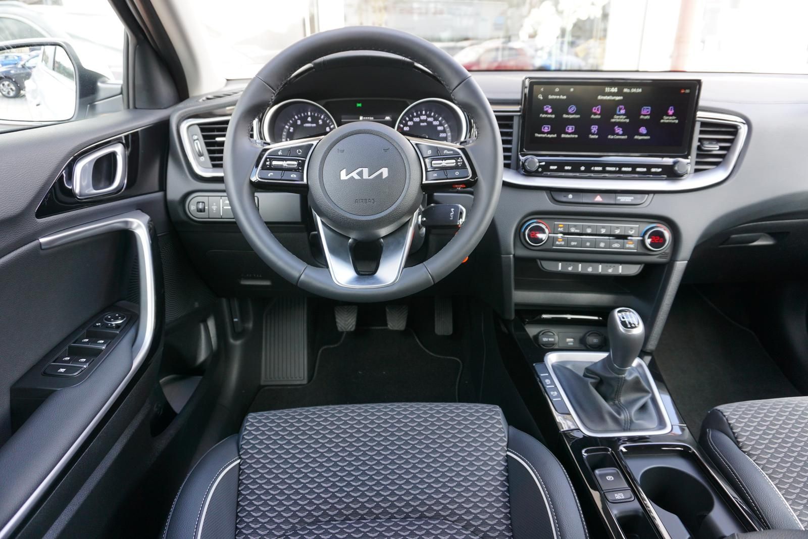 Kia XCeed 1.5 T-GDI SPIRIT - Samsaru's Car Outlet