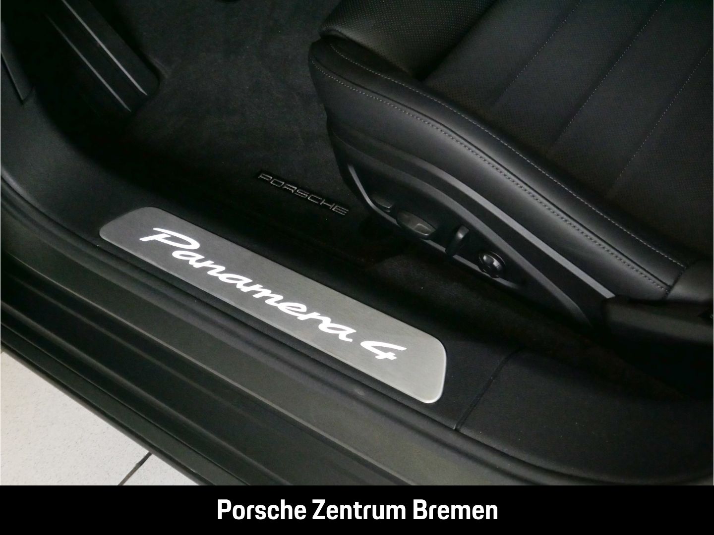 Porsche Panamera 4 E-Hybrid Luftfederung  Panodach Memor