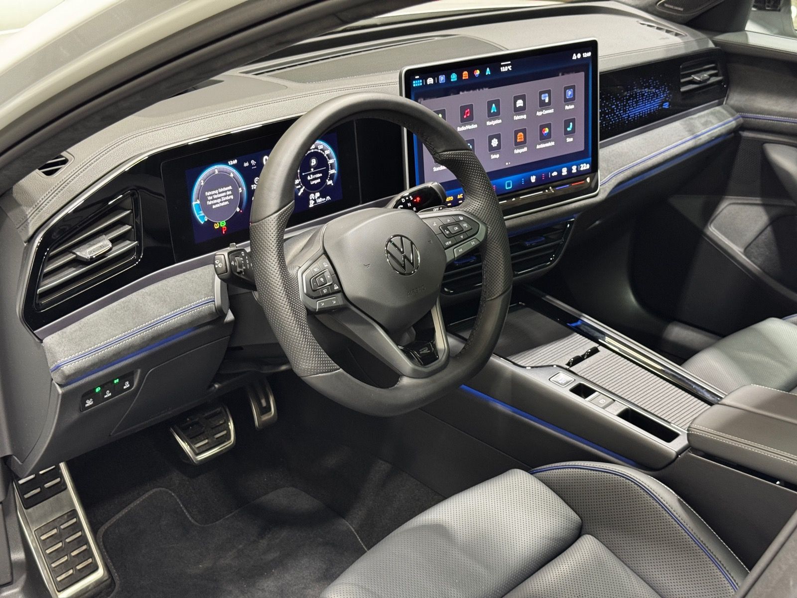 Volkswagen Passat Variant R-Line Signature 2.0 TDI DSG 4M