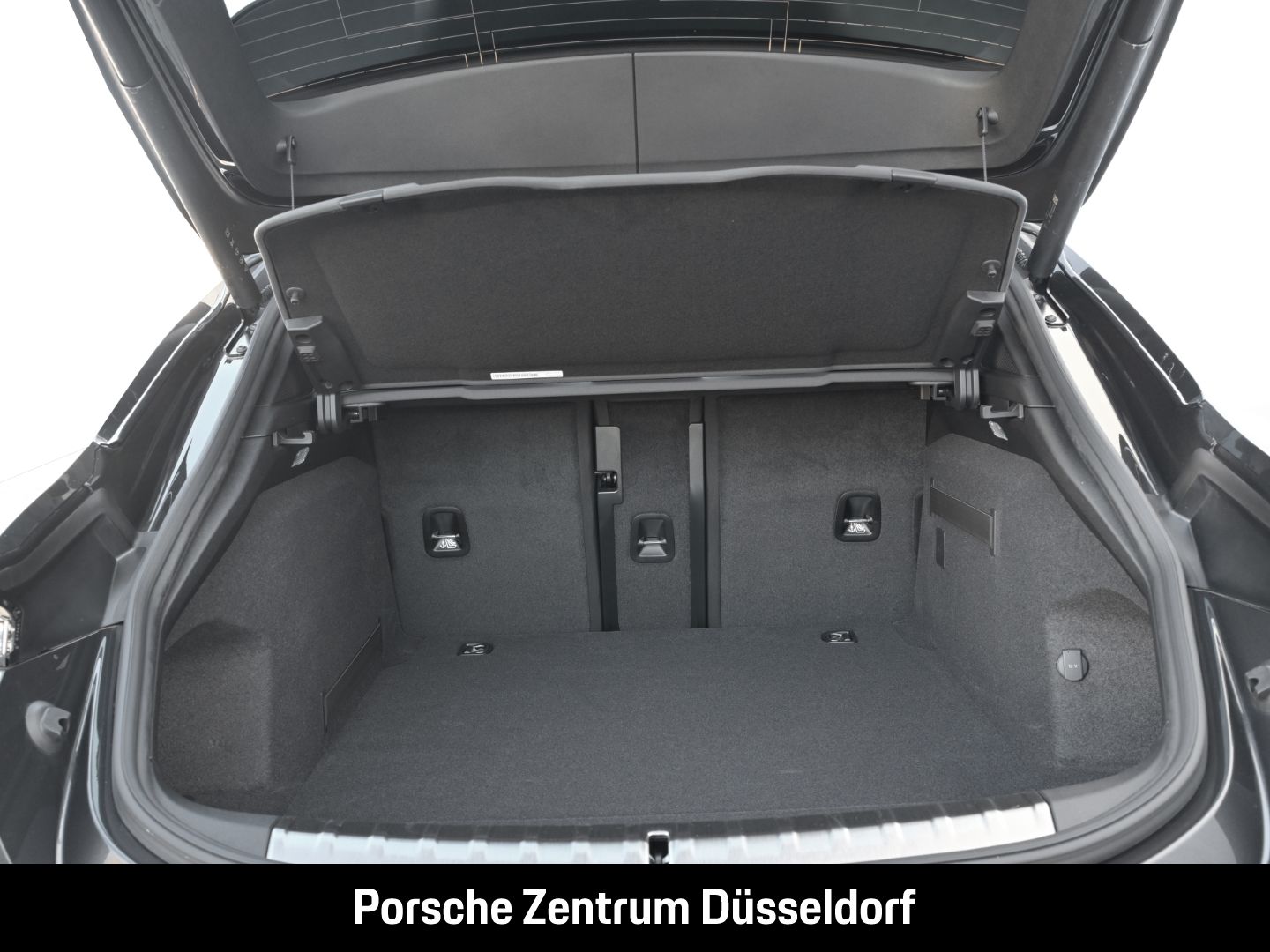 Porsche Taycan 4 Cross Turismo LED-Matrix InnoDrive