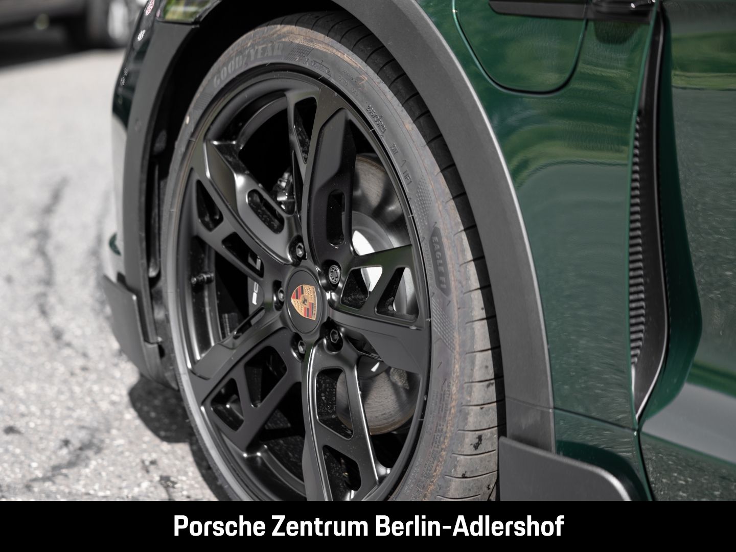 Porsche Taycan 4S Cross Turismo Offroad Paket Soft-Close