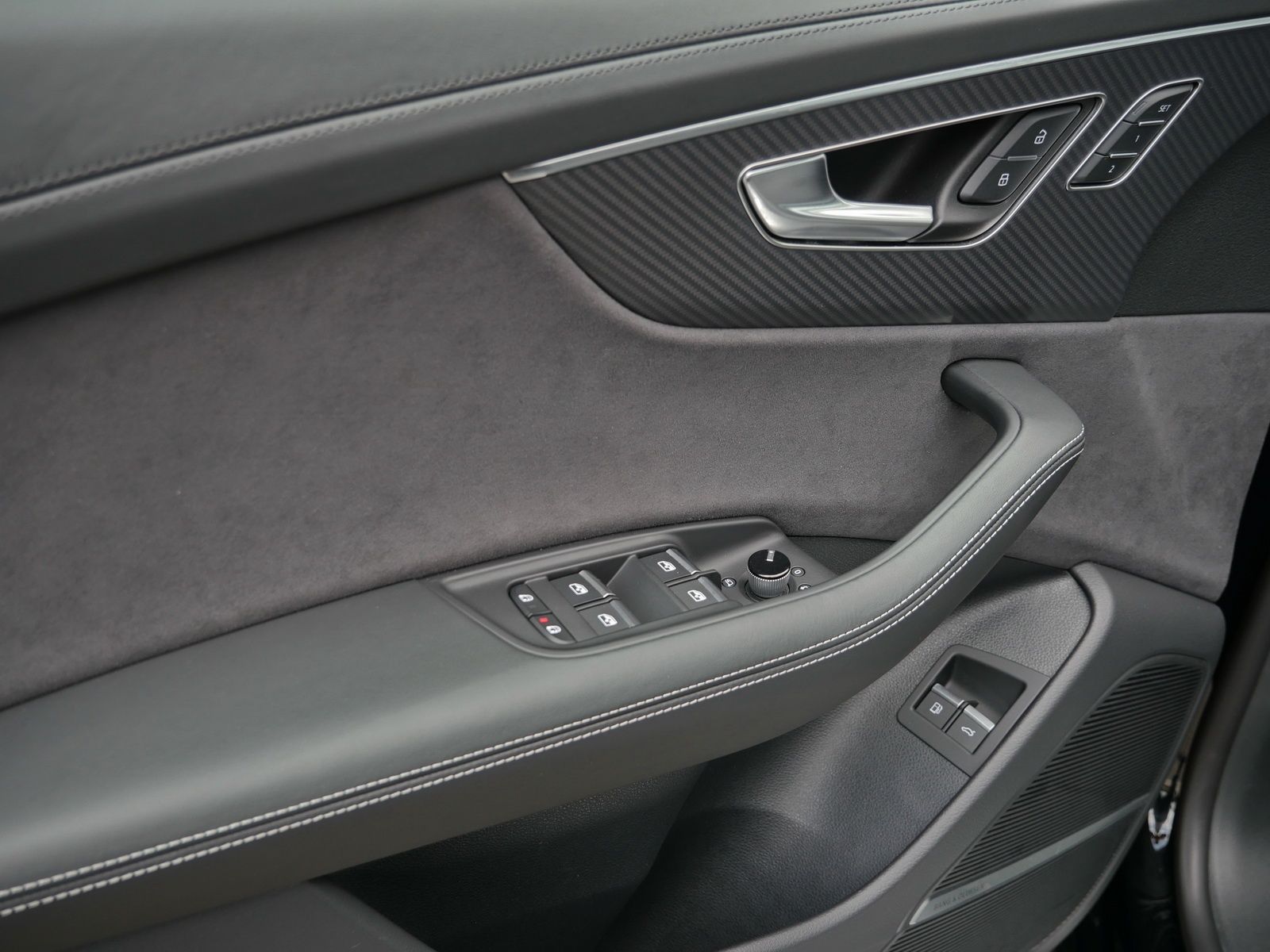 Audi Q8 SUV TFSIe qu. S line 77km/WLTP*Air*HuD*B&O*