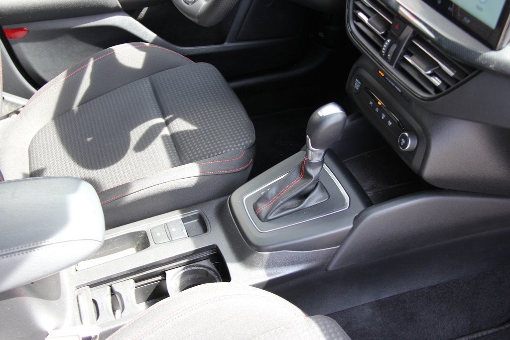 Ford Focus Turnier 155PS ST-LINE LED AdapTempomat CAM