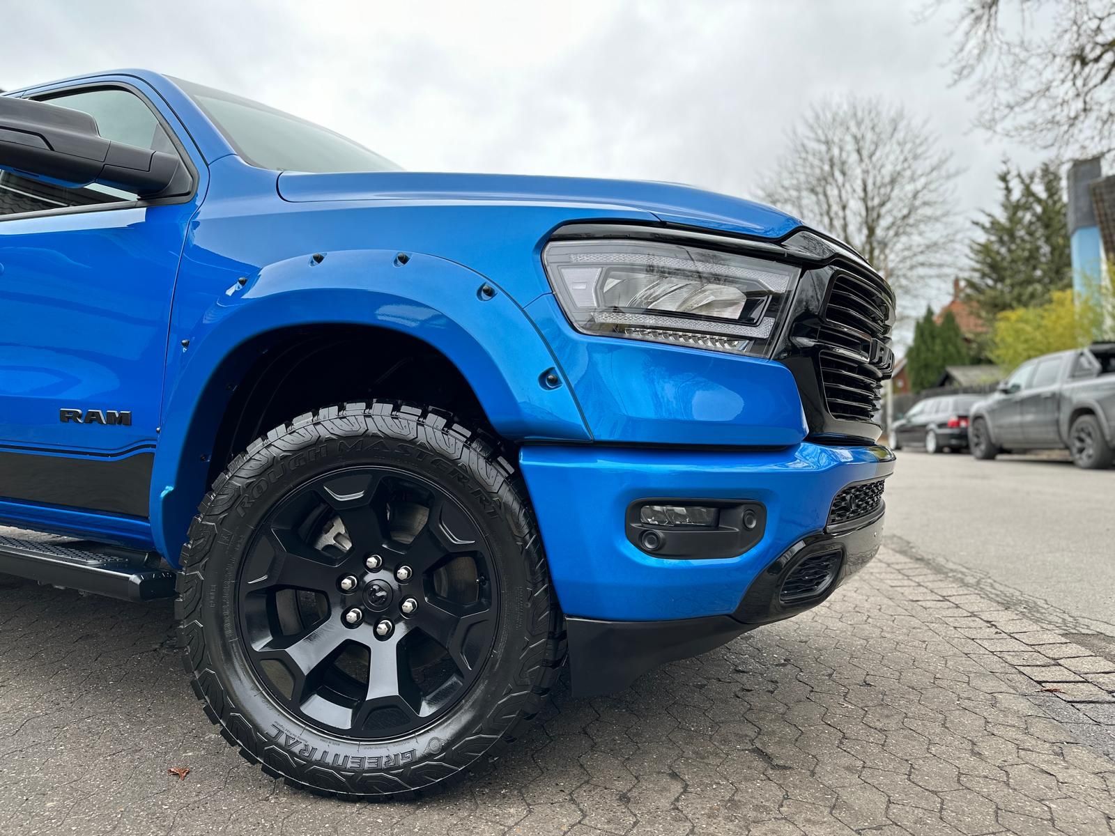 Dodge 5.7 V8*LPG*LIFT*BÜGEL*OFFROAD*AHK*NAVI*GARANTIE