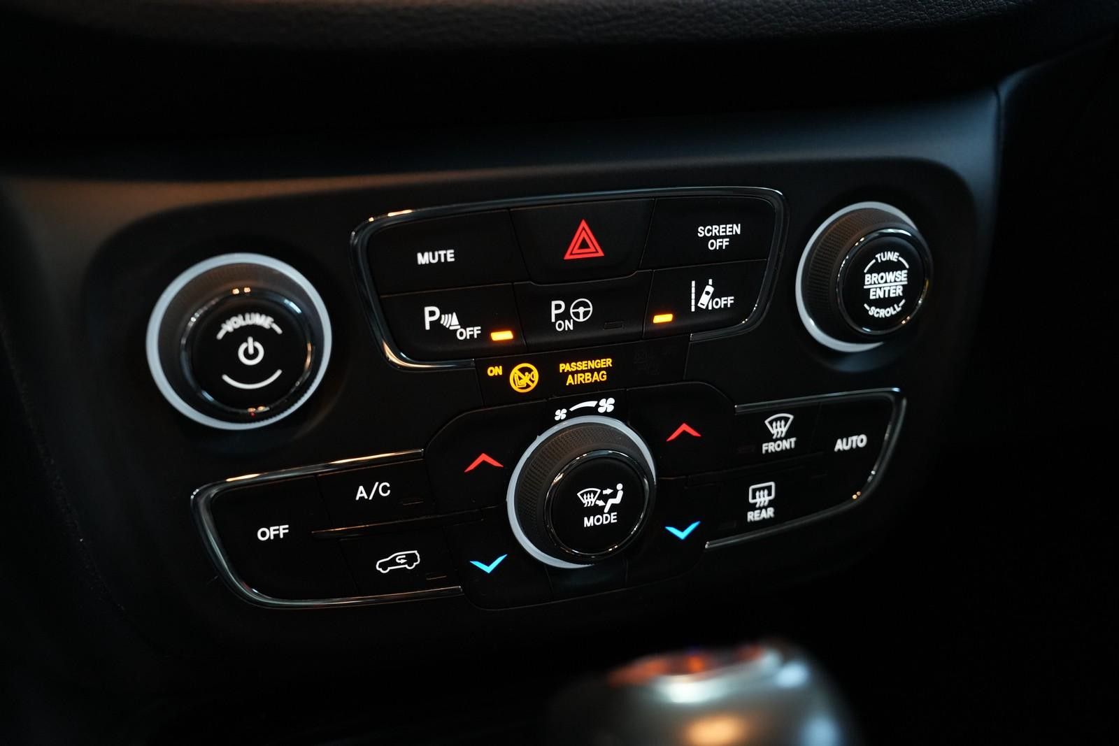 Jeep Compass Limited 4X4 *AUT*NAV**KEYLEES*LEDER*AHK*