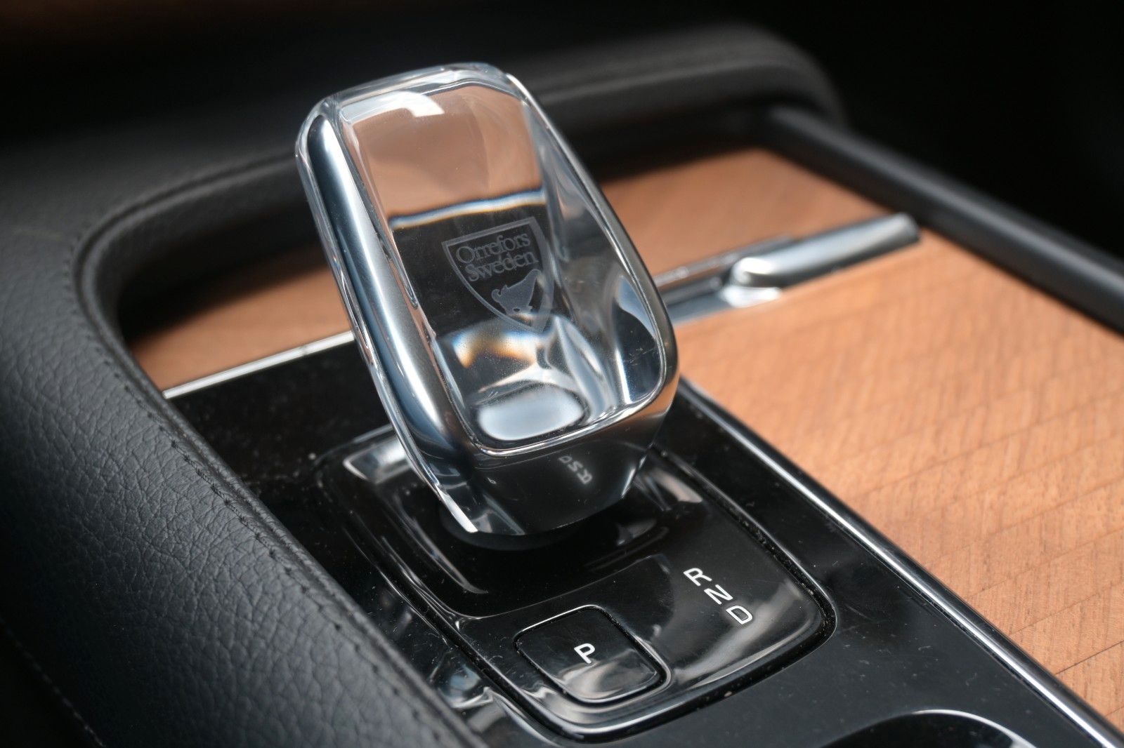 Volvo XC90 B5 Inscrip. AWD - Samsaru's Car Outlet