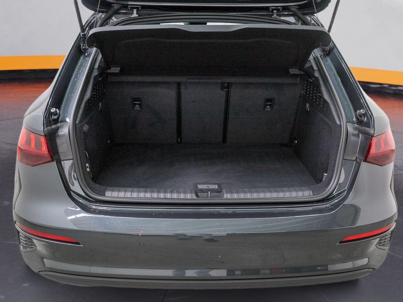 Audi A3 Sportback 35 TFSI - Samsaru's Car Outlet