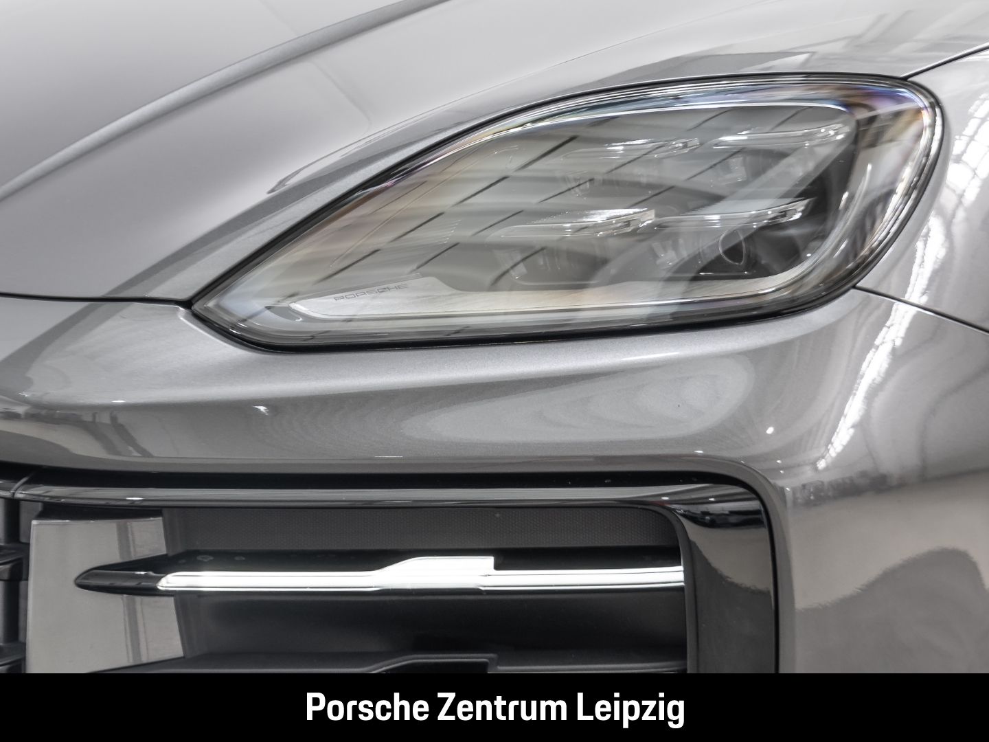 Porsche Cayenne S E-Hybrid PDCC Sitzlüftung InnoDrive He