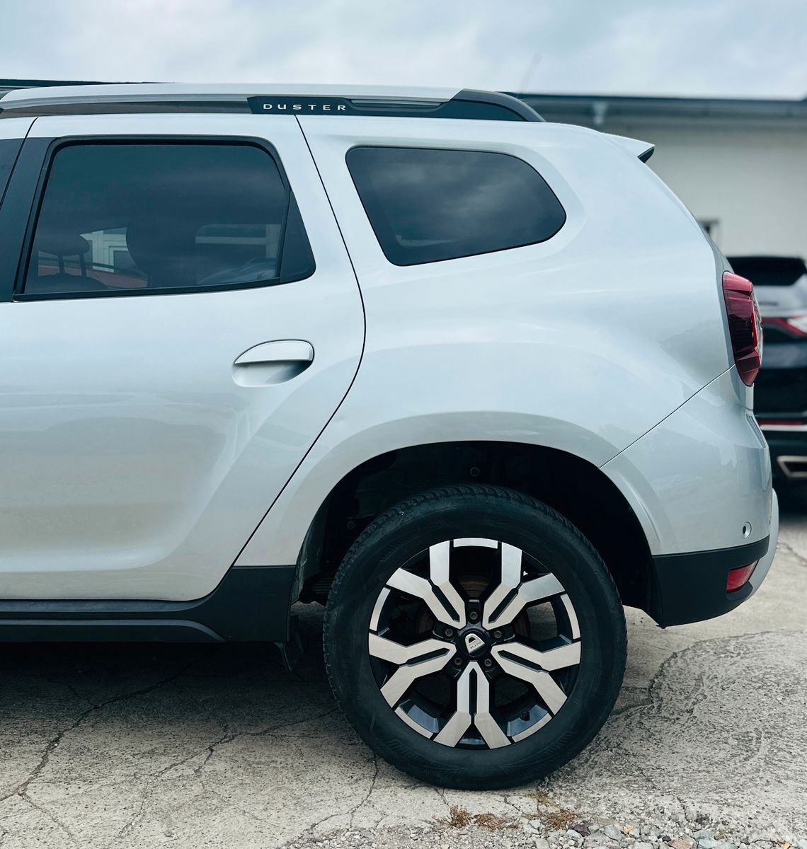 Dacia Duster Prestige 4WD - Samsaru's Car Outlet
