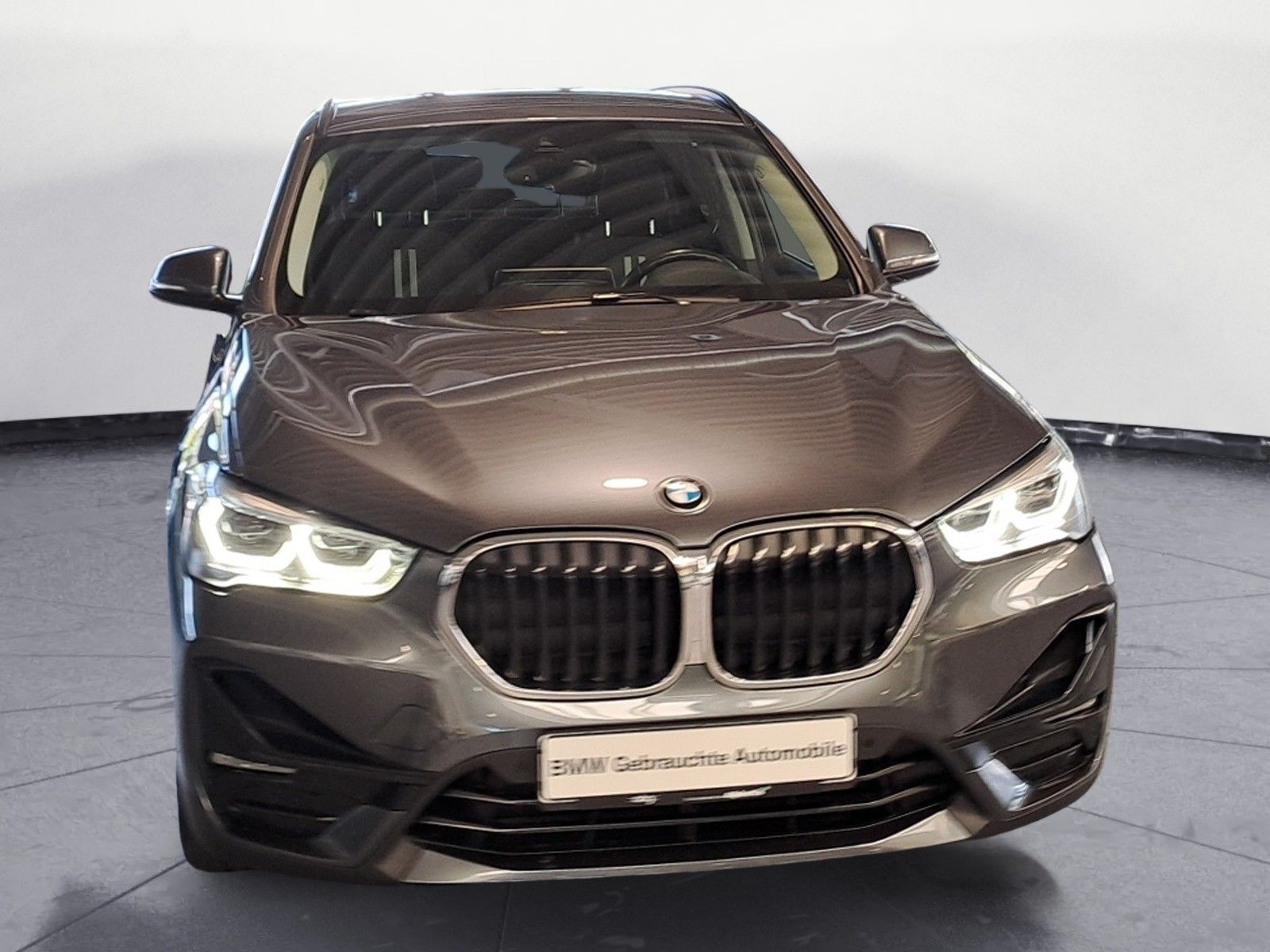 BMW X1 xDrive20d Sport Line - Samsaru's Car Outlet